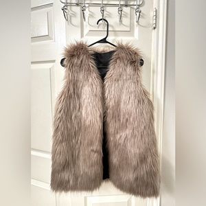 ChicWish Faux Fur Vest - Small